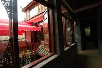 ליג'יאנג Bo Ai Inn- Lijiang מראה חיצוני תמונה